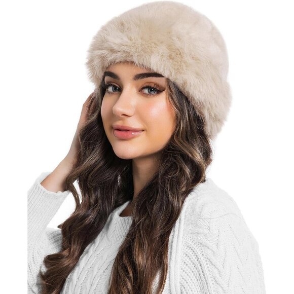 Women\'s Beige Faux Fur Fluffy Bucket Hat Winter Warm Fuzzy Mongolian Hat
